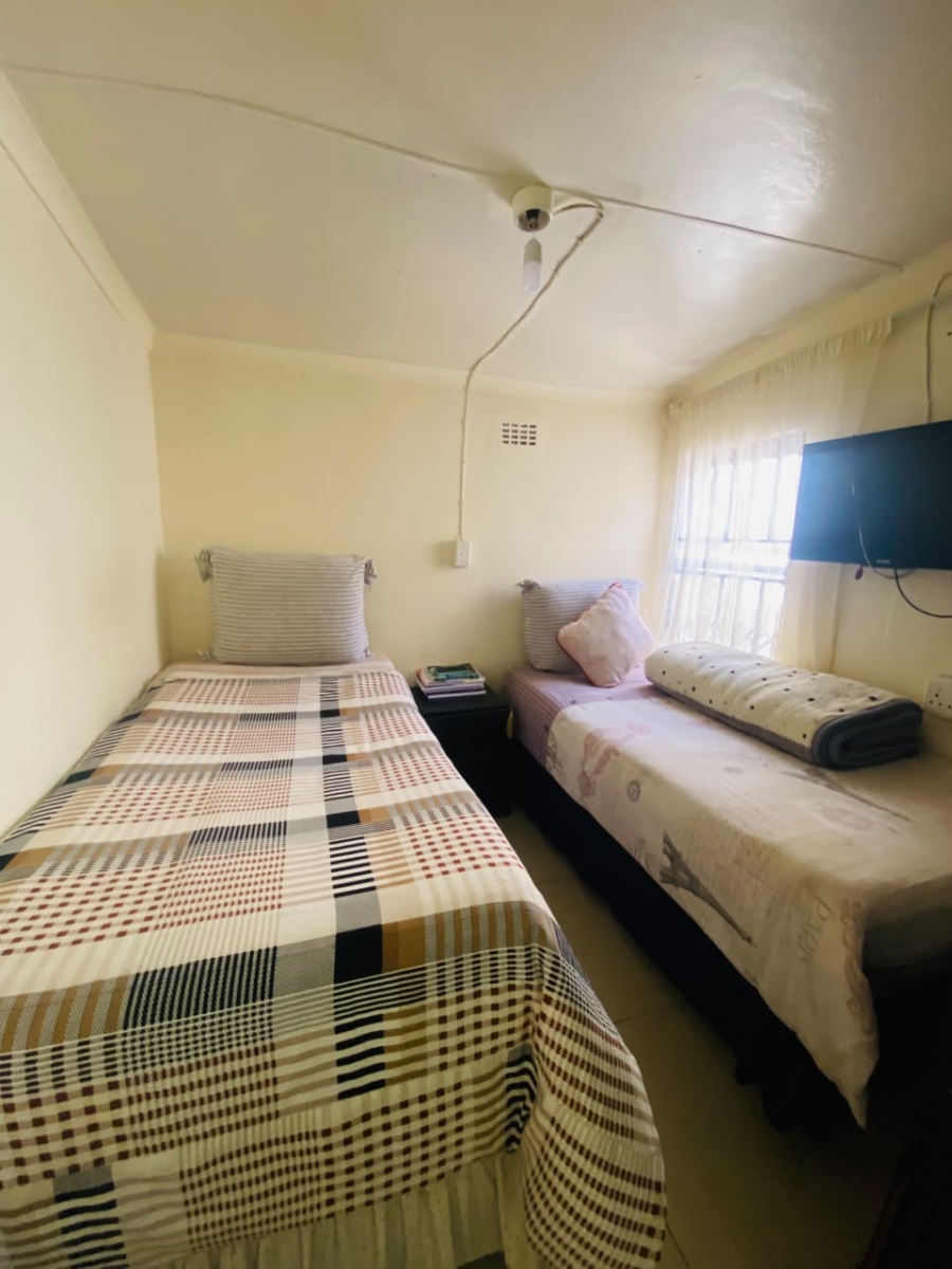 3 Bedroom Property for Sale in Harare Western Cape